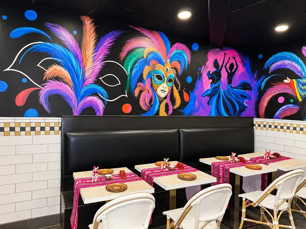 New Mar y Tierra dining room on Wilton Drive